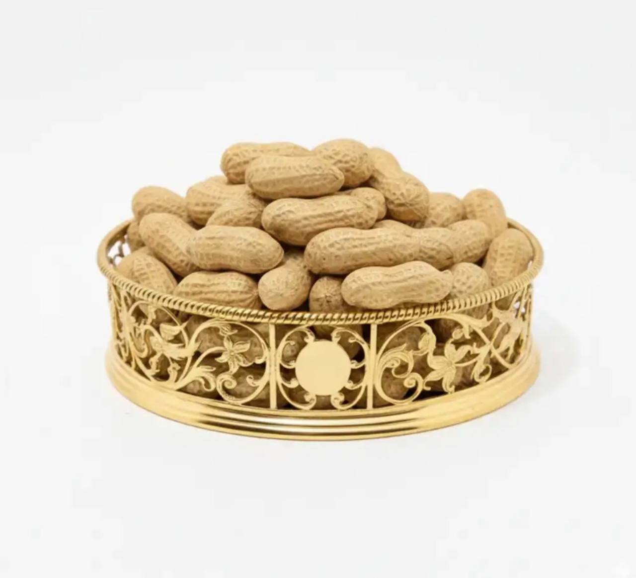 الفول السوداني بقشره