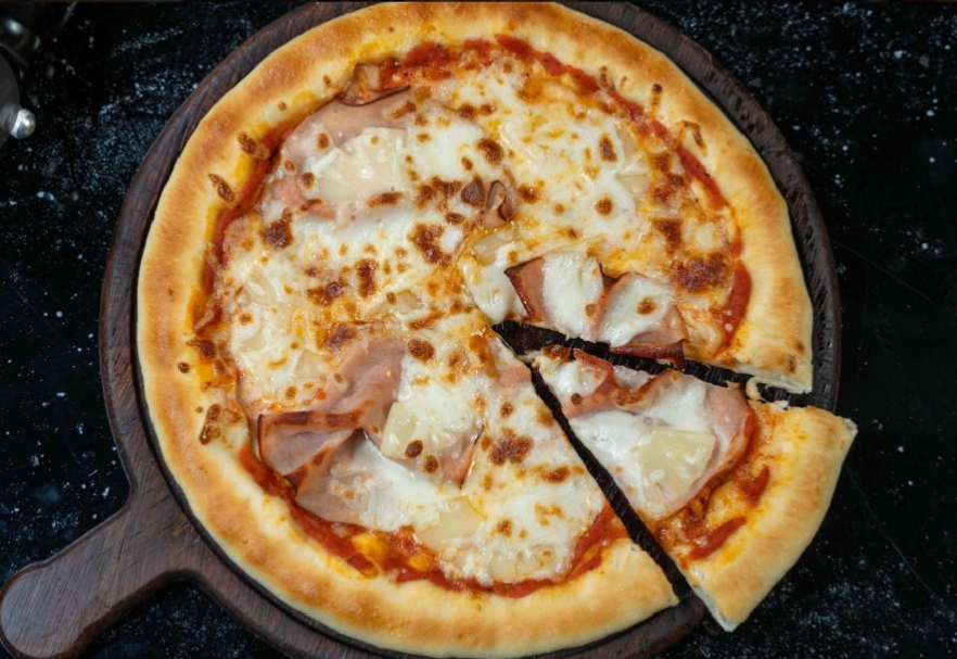 Hawaiian Pizza