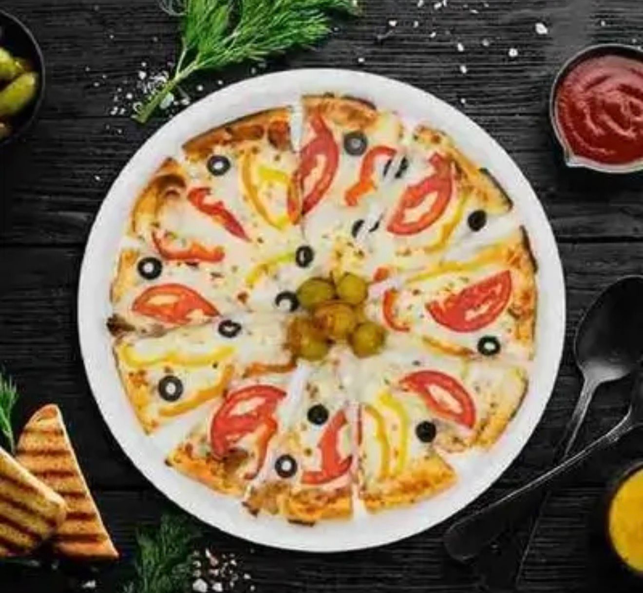 بيتزا الدجاج