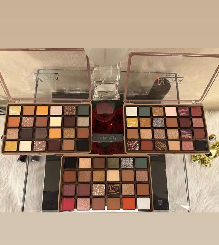 ظلال العيون